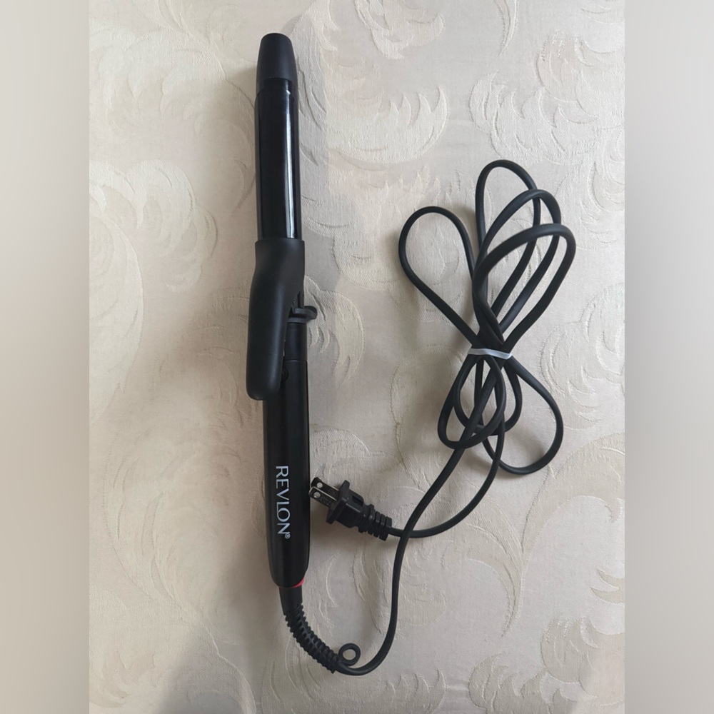 Revlon 1” Curling Iron RVIR1190 Adjustable‎ Heat Up To 430°F Hair Curler Tested